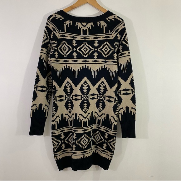 Woolrich Women Dew Berry Sweater Dress Blanket Aztec Print Size Small - Picture 3 of 11